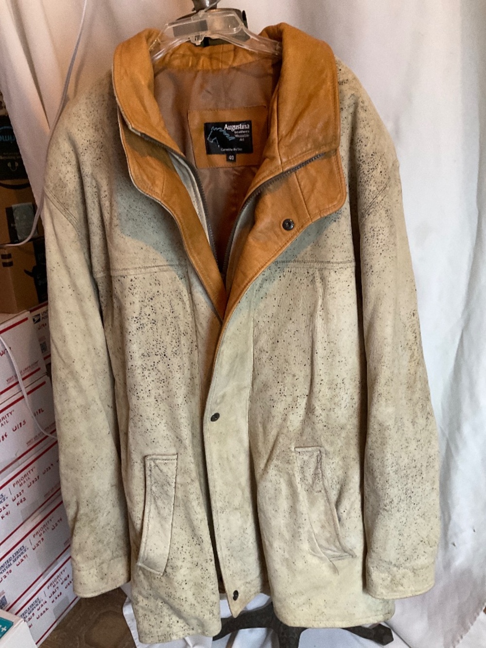 Leather Coat (suede) size 40. M205